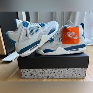 Nike Air Jordan 4 White and Teal Sneakers